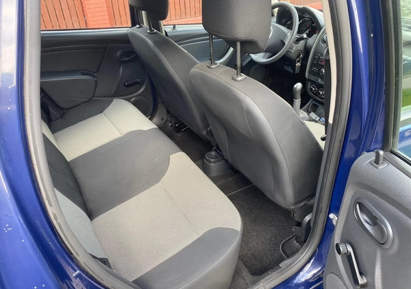 Dacia Duster cena 36900 przebieg: 75600, rok produkcji 2015 z Kosów Lacki małe 137